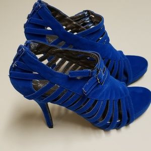 Wild Rose strappy platform